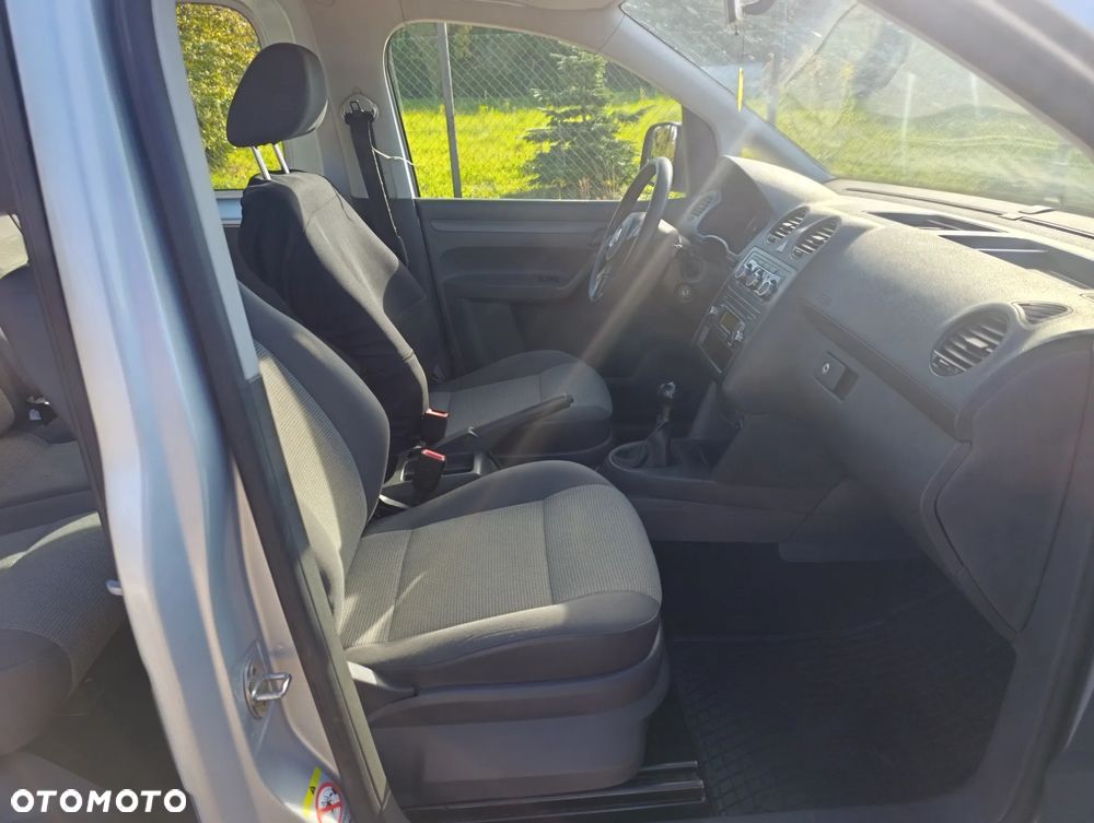 Volkswagen Caddy Maxi - 6