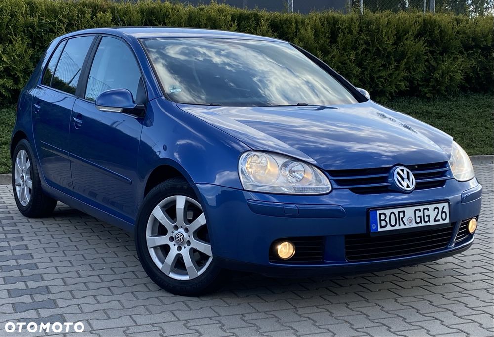 Volkswagen Golf - 1