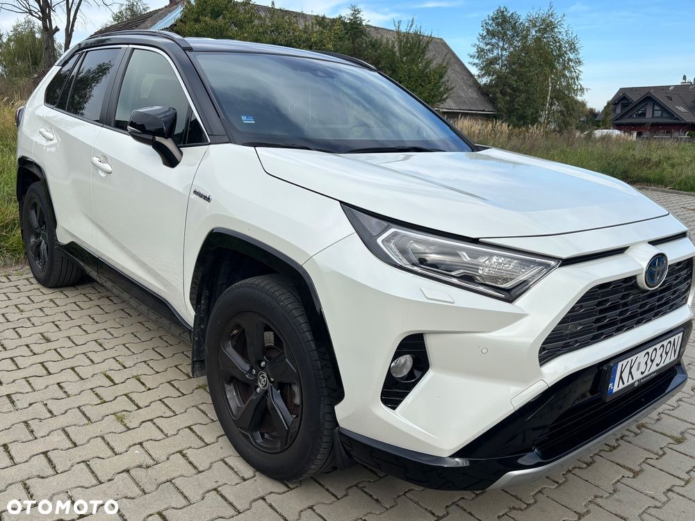 Toyota RAV4 - 1