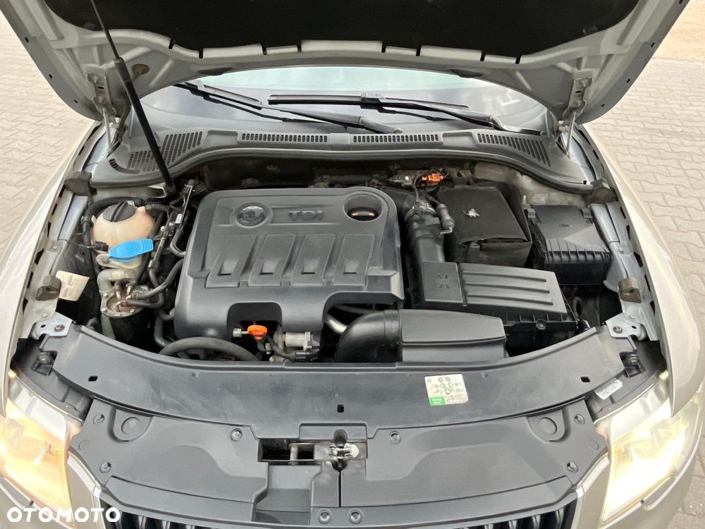 Skoda Superb 2.0 TDI Ambition - 5