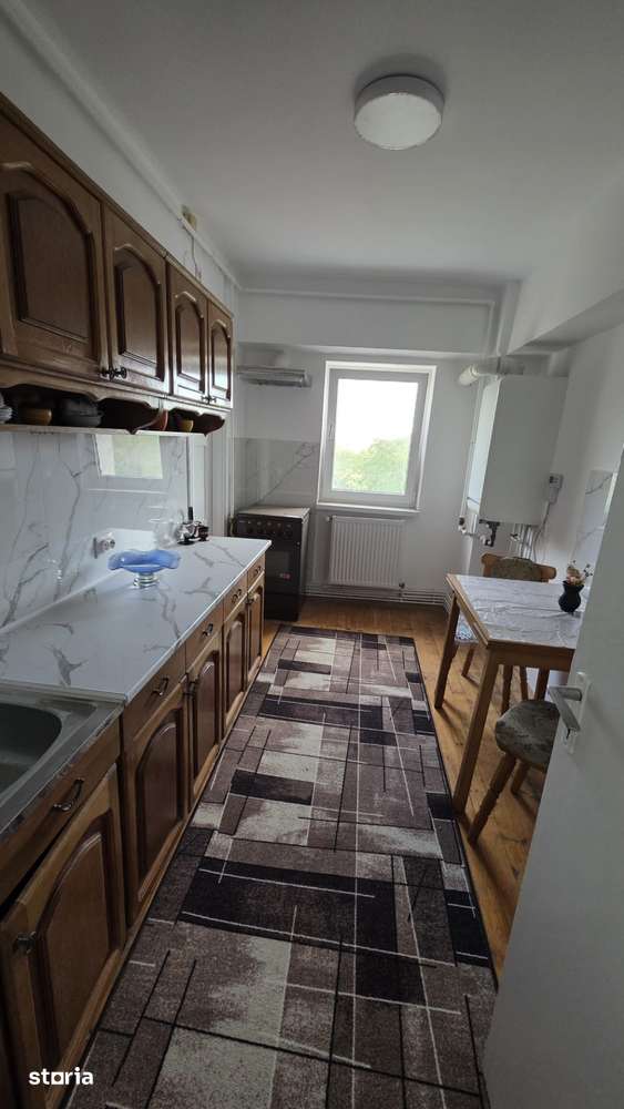 Apartament cu 3 camere, 63 mp., zona Centrala, Turda — fotografia 1