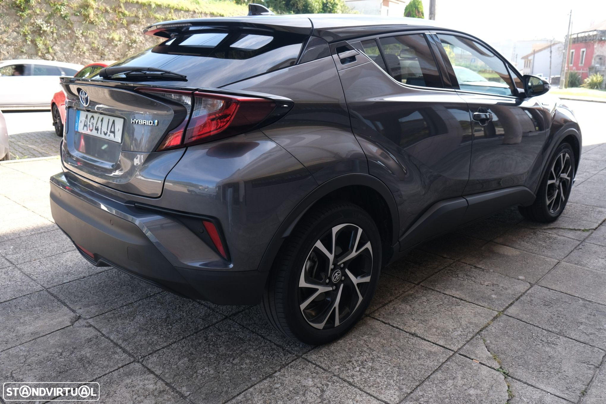 Toyota C-HR 1.8 Hybrid Square Collection - 25