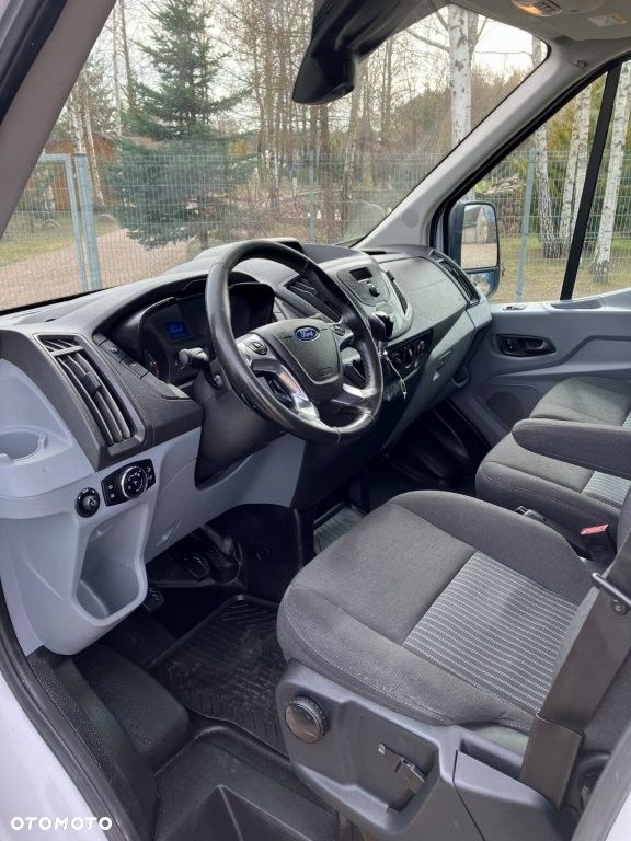 Ford Transit - 9