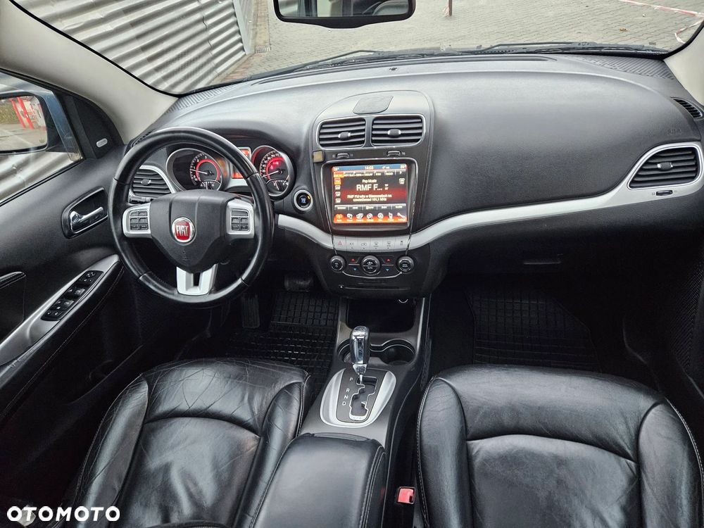 Fiat Freemont 2.0 Multijet 16V DPF Automatik Allrad Black Code - 23