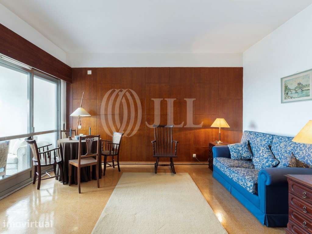 Apartamento T0, estúdio para remodelar, em Cascais - Grande imagem: 4/18