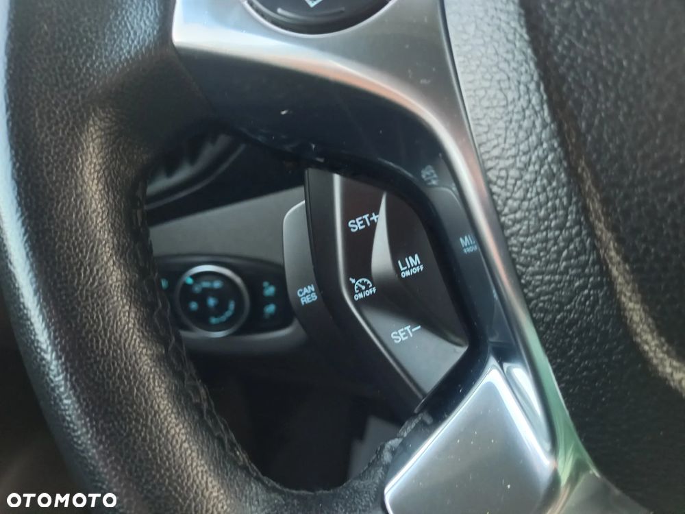 Ford Transit Connect - 25