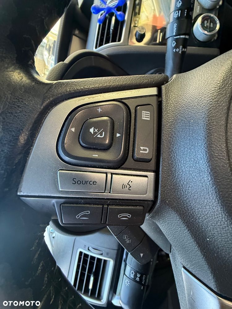 Subaru Forester 2.0 XT Platinum Lineartronic - 21