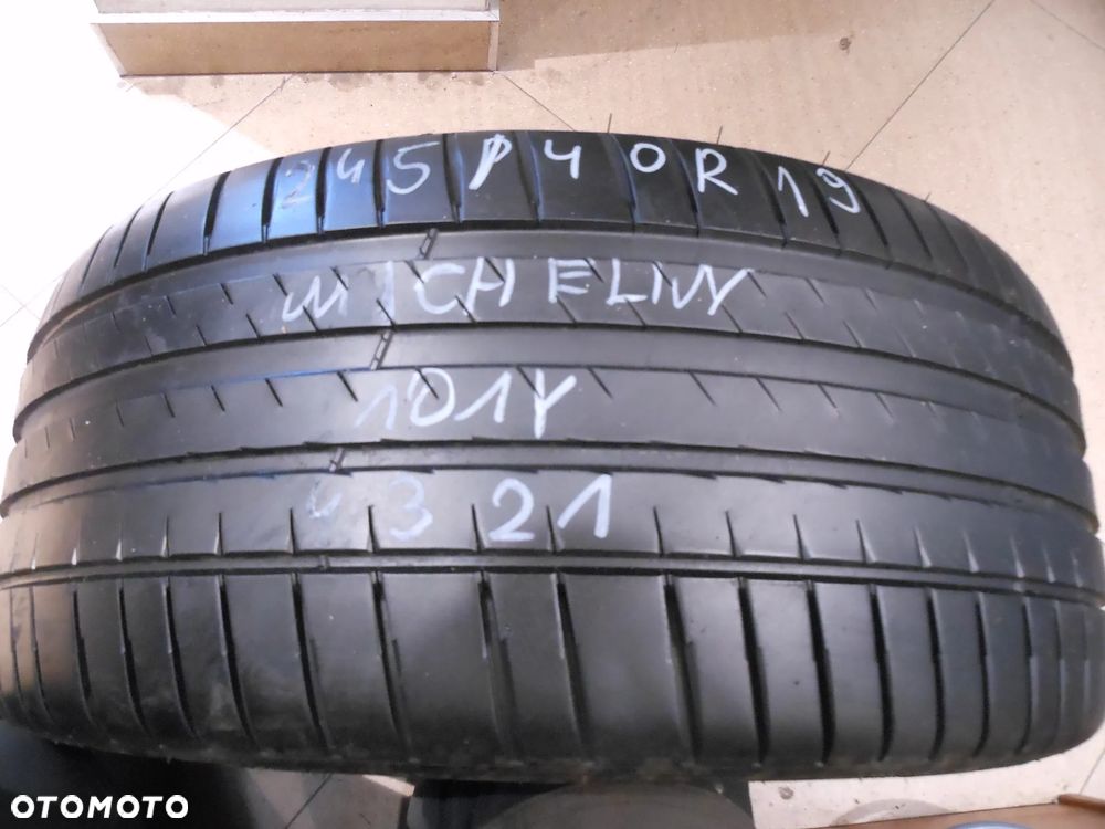 Opona pojedyńcza 245/40r19 michelin pilot sport 4 HL 6,2mm lato - 1