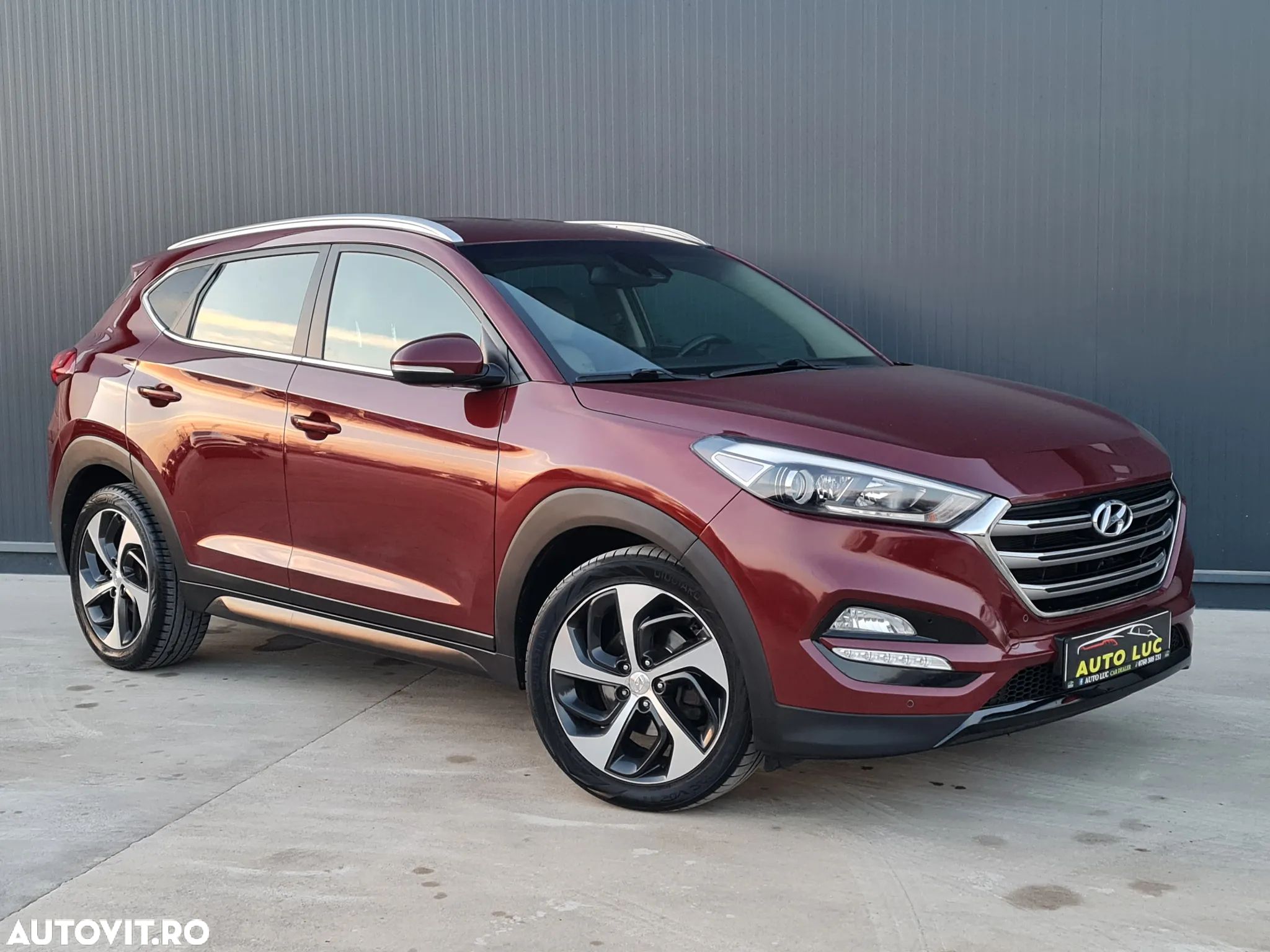 Hyundai Tucson blue 1.7 CRDi 2WD Passion Plus - 2