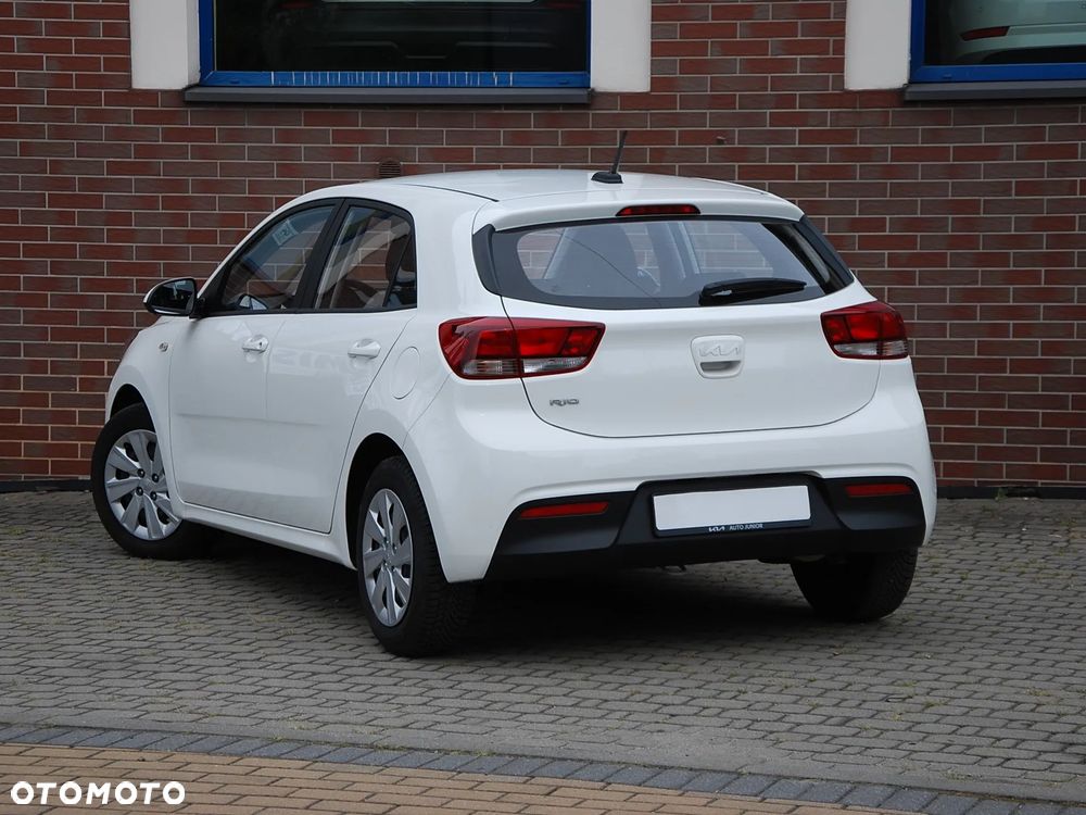 Kia Rio 1.2 M - 15