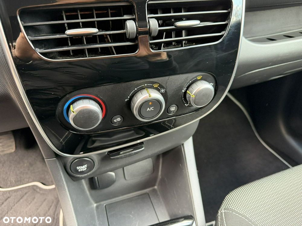 Renault Clio 1.2 16V Life EU6 - 16