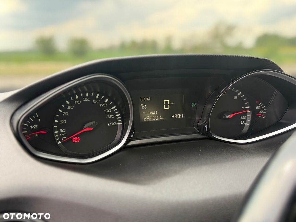Peugeot 308 BlueHDi 120 Stop & Start Business-Line - 9