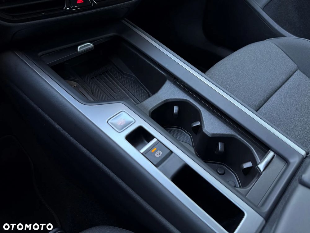 Volkswagen Passat - 19