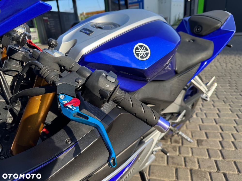 Yamaha YZF - 9