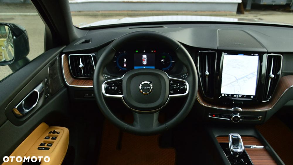 Volvo XC 60 T8 Plug-In Hybrid AWD Ultimate Dark - 27