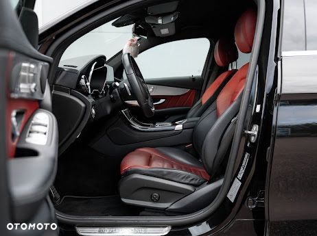 Mercedes-Benz GLC 200 4-Matic - 4