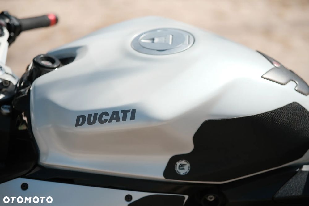 Ducati Panigale 899 - 34