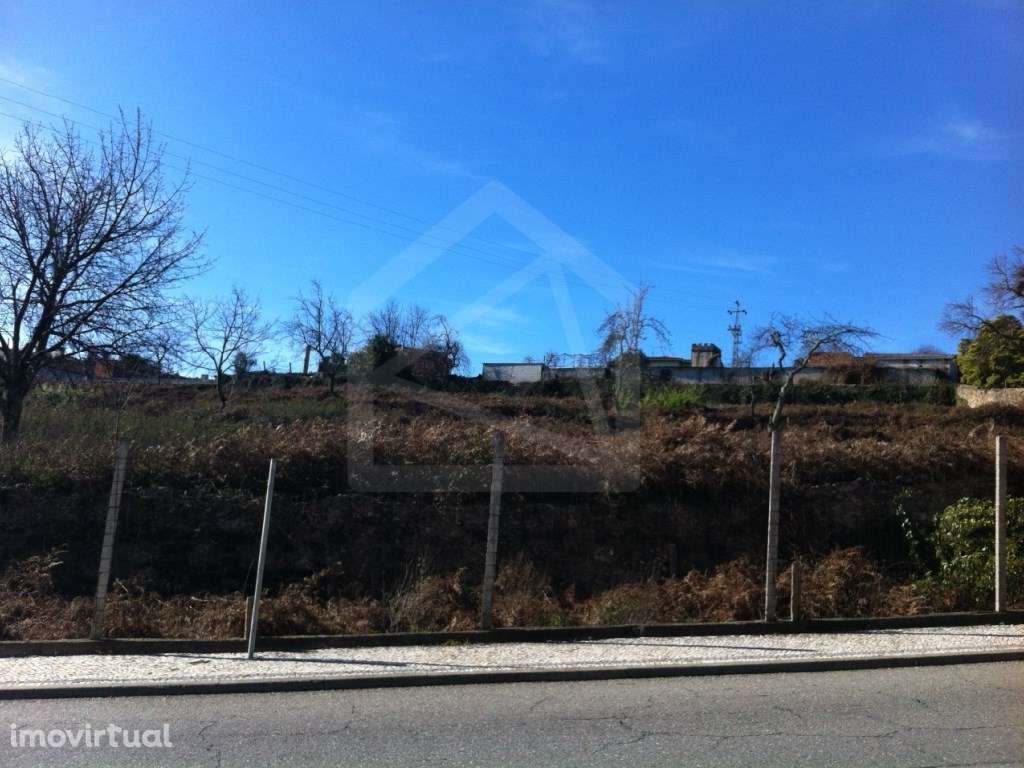 Terreno urbano com 8.000m2 - Grande imagem: 3/5