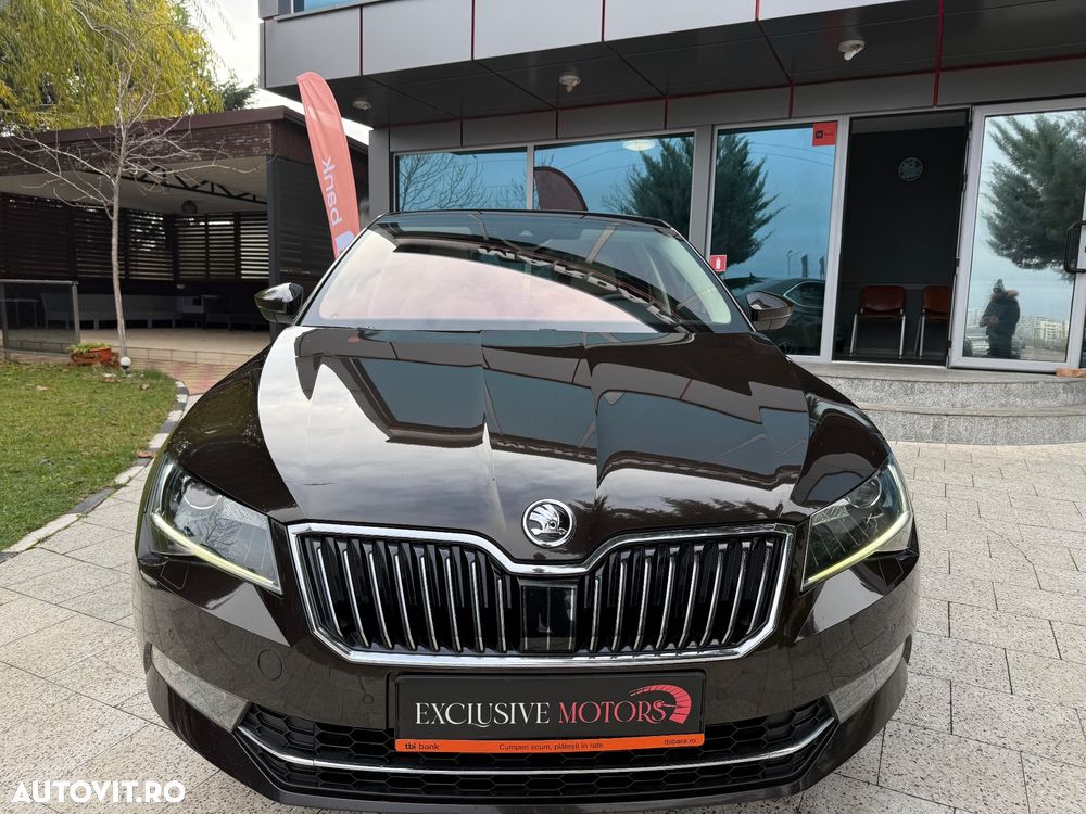 Skoda Superb 2.0 TDI DSG Laurin & Klement - 2