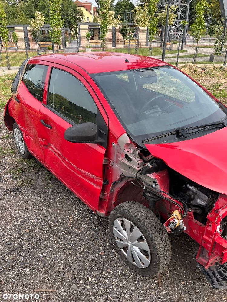 Toyota Aygo x - 6