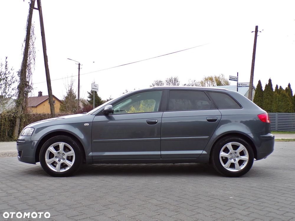 Audi A3 Sportback 1.9 TDI S line Sportpaket plus - 7