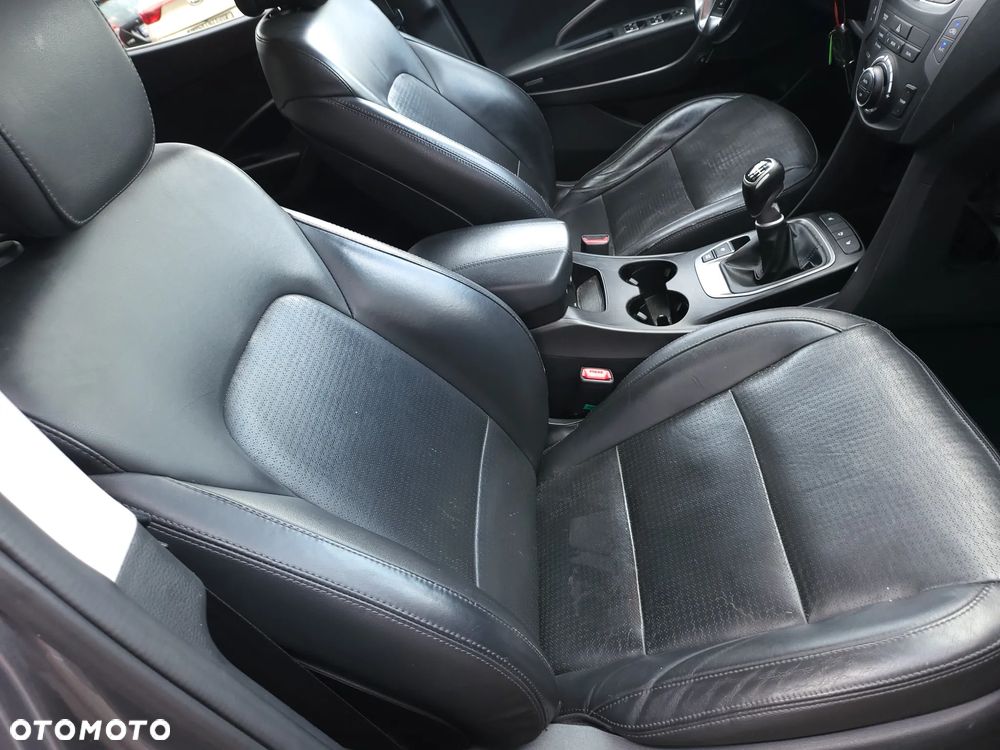 Hyundai Santa Fe 2.0 CRDi Premium - 10