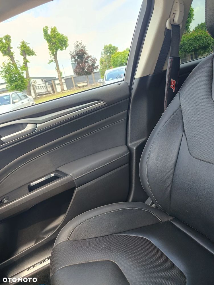 Ford Mondeo 2.0 TDCi Titanium PowerShift - 4