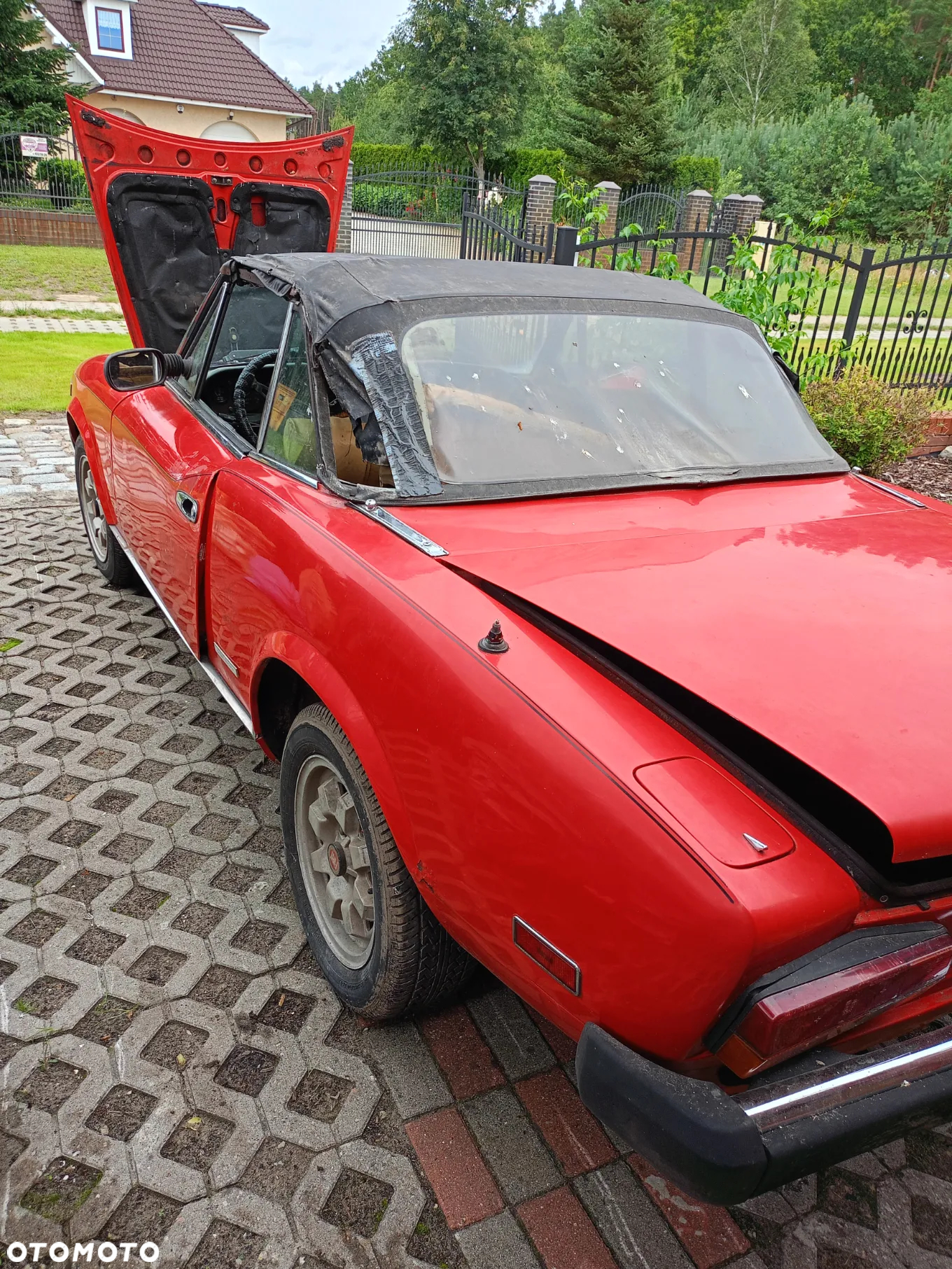 Fiat 124 Spider - 5