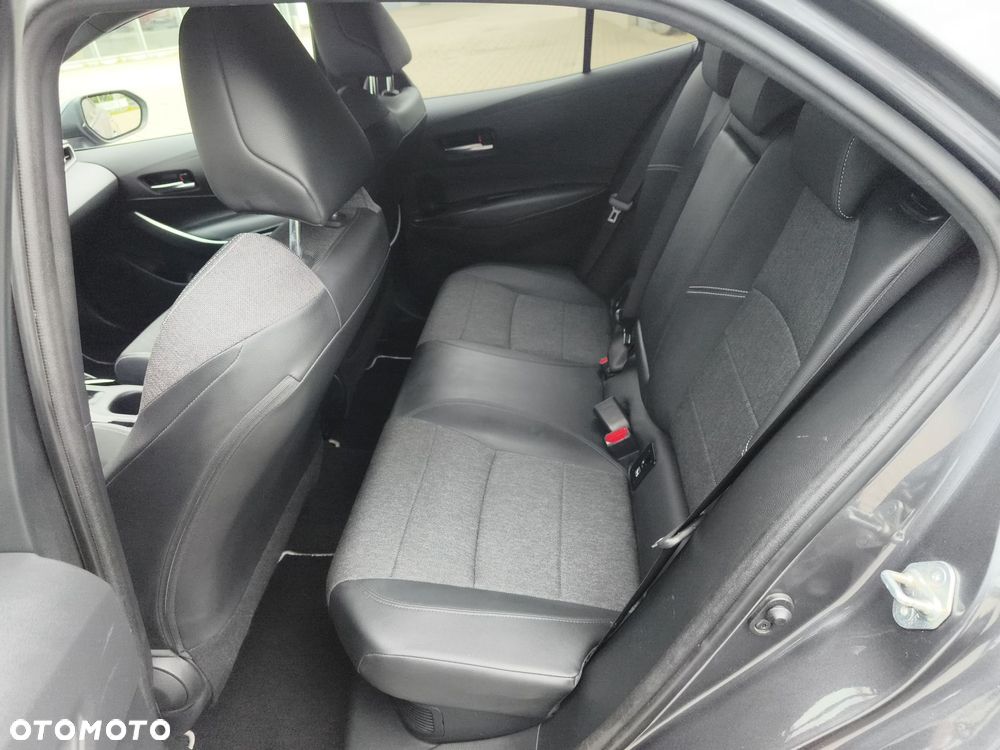 Toyota Corolla - 14