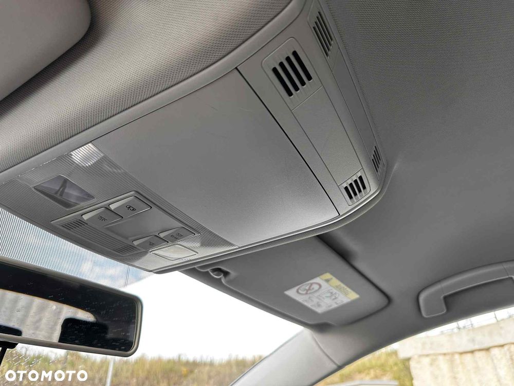 Volkswagen Golf VII 1.6 TDI BMT Comfortline - 22