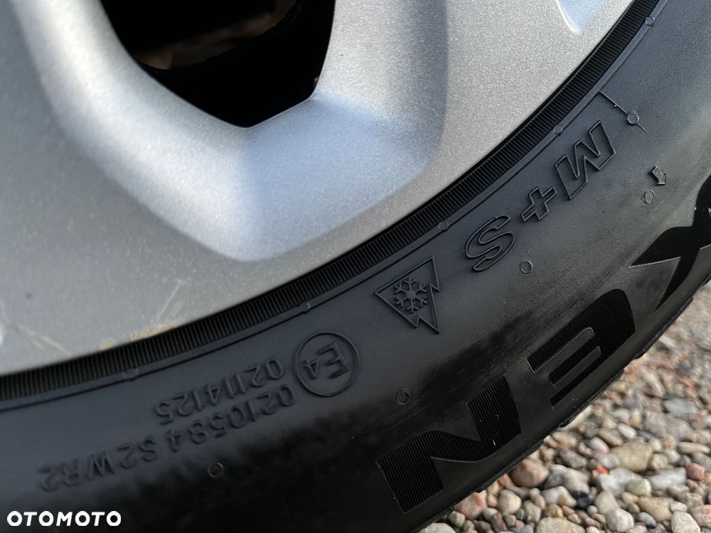 Ford Fiesta 1.0 EcoBoost Start-Stop Champions Edition - 35