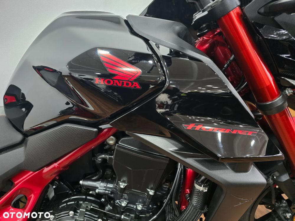 Honda Hornet - 22