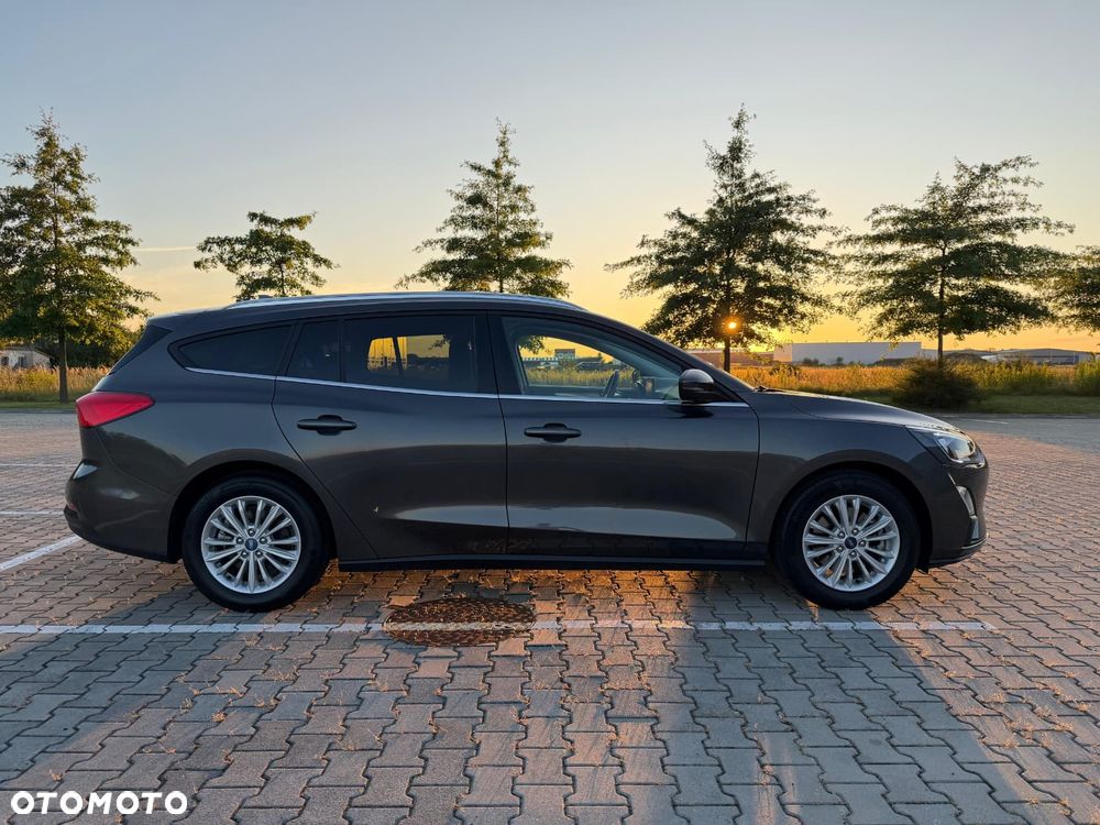 Ford Focus 1.0 EcoBoost Titanium Business - 6