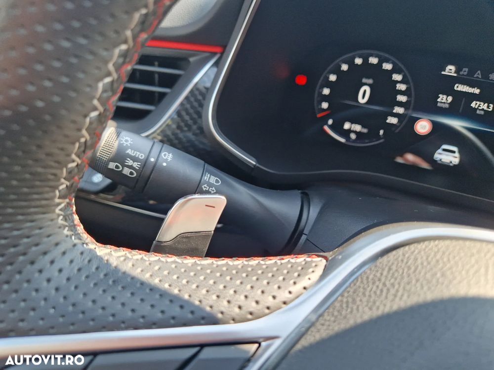 Renault Arkana MHEV 160 EDC RS Line - 22