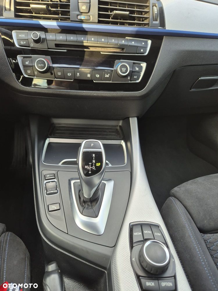 BMW Seria 1 120d M Sport Shadow - 22