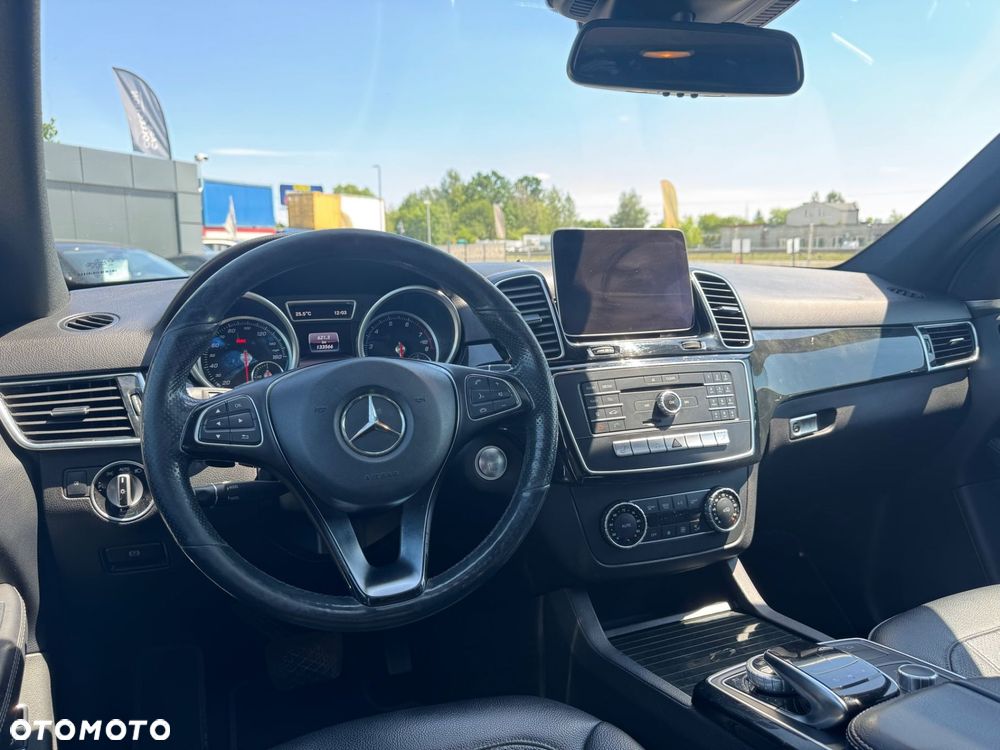 Mercedes-Benz GLE - 20