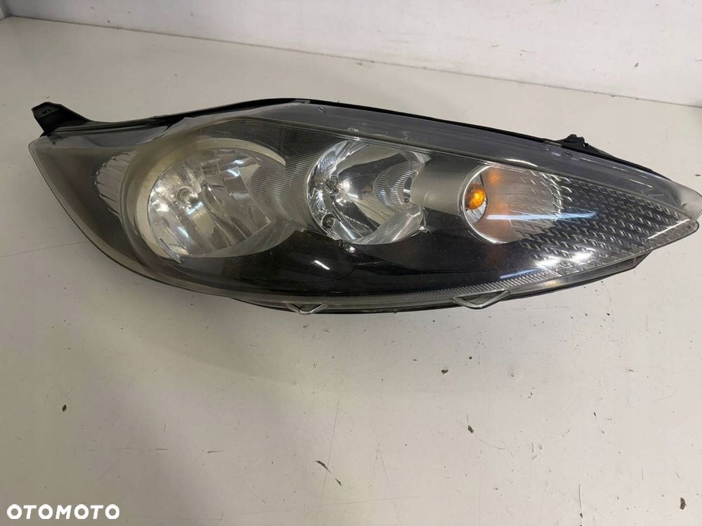lampa prawy przód prawa przednia ford fiesta mk7 eu - 1