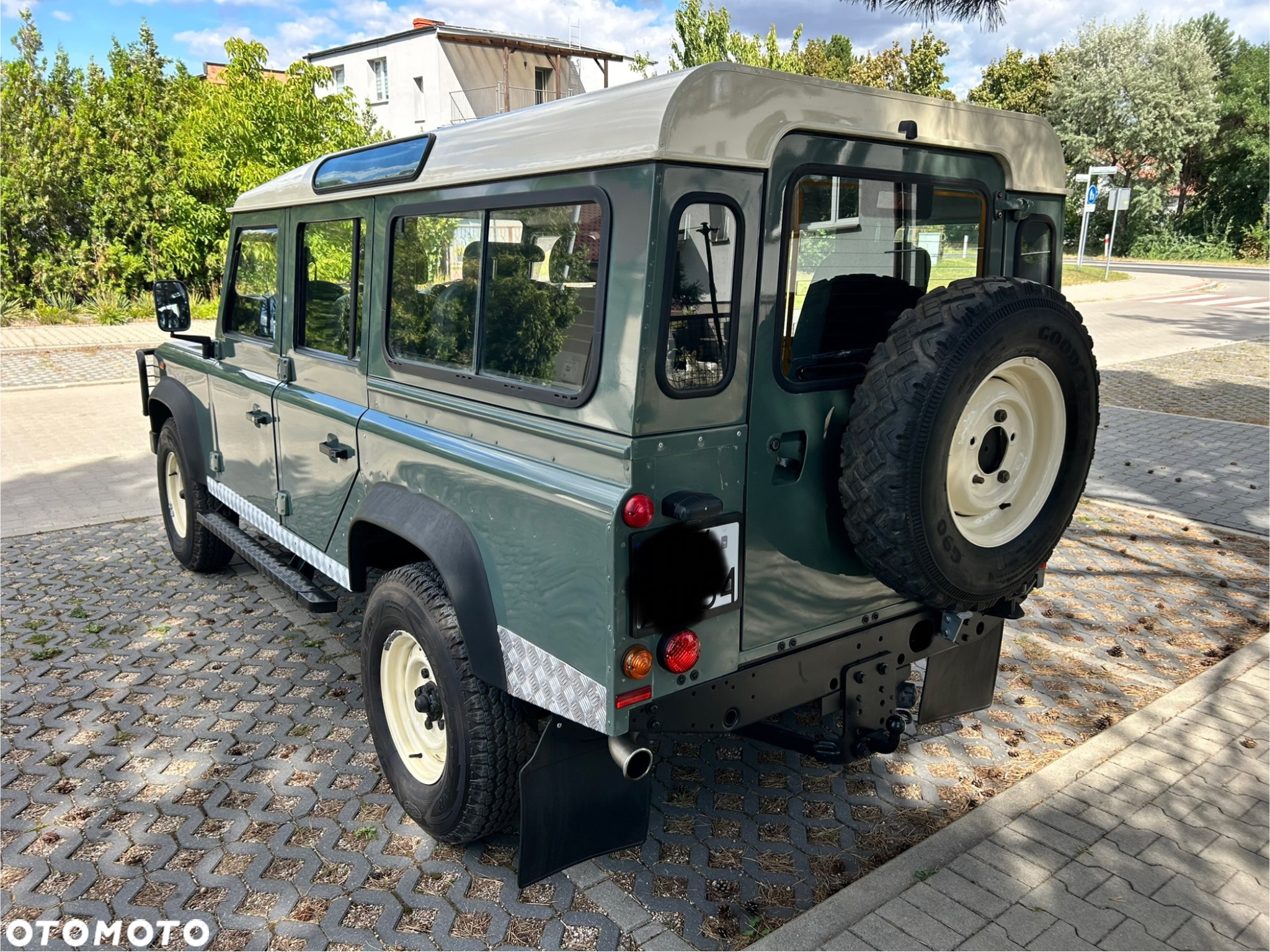 Land Rover Defender 110 2.4 TD4 SE - 3