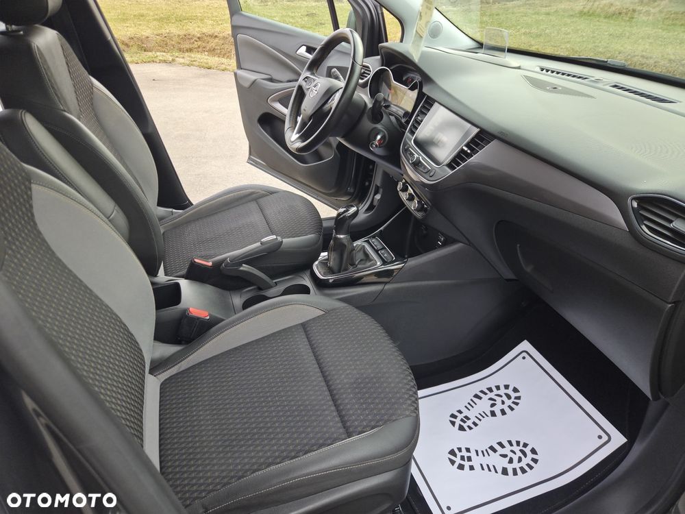Opel Crossland X - 18