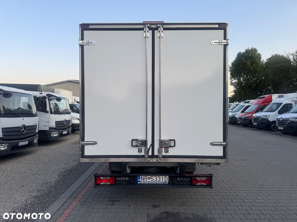 Iveco DAILY 35C15 50C15 50C17 35C14 35C15 35C17 35C18 70C17 72C15 70C18 Chłodnia Mroźnia carrier xarios 8 euro palet - 7