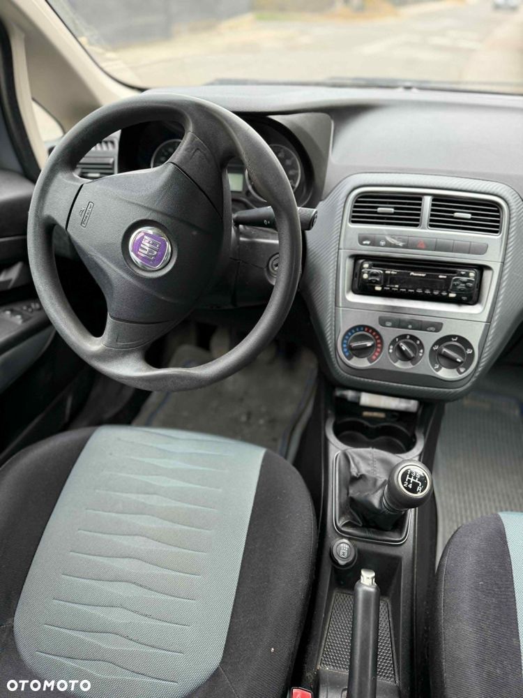 Fiat Punto - 6