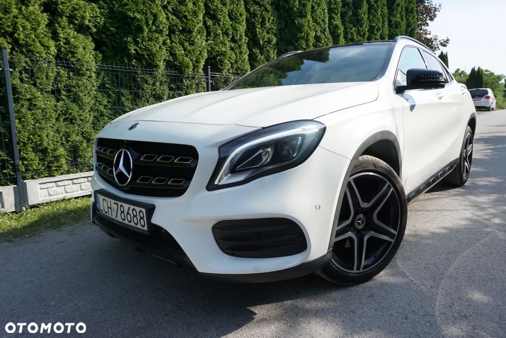 Mercedes-Benz GLA 220 4-Matic AMG Line - 1