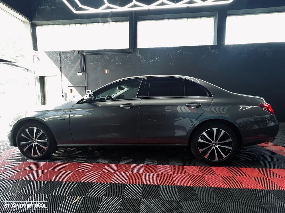 Mercedes-Benz E 300 de Exclusive Line - 19