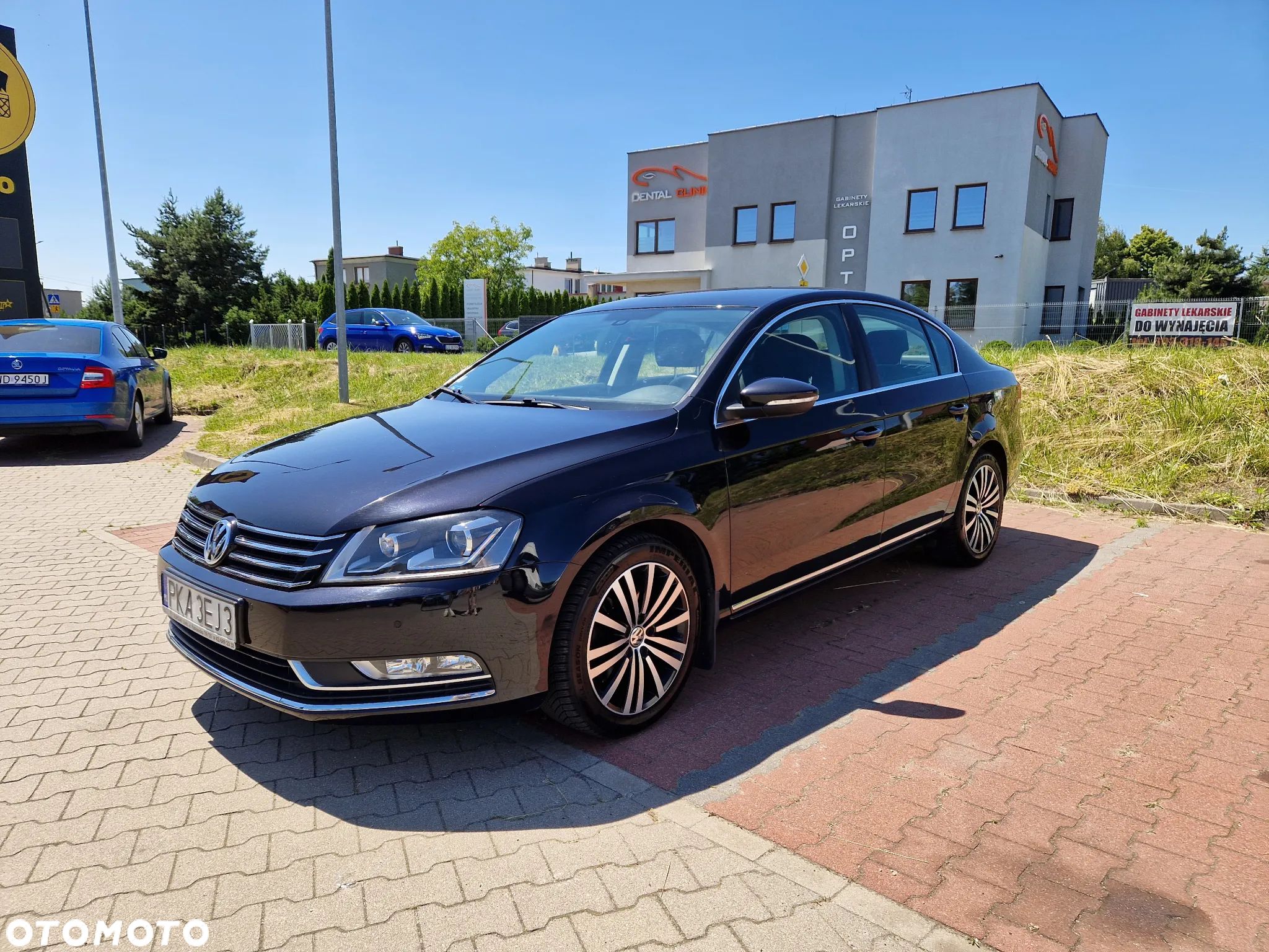 Volkswagen Passat - 1