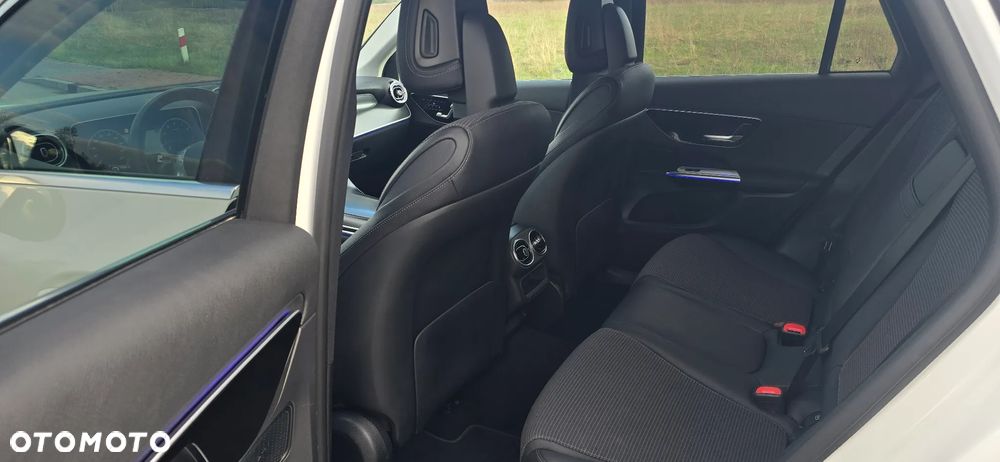 Mercedes-Benz GLC 200 mHEV 4-Matic AMG Line - 26