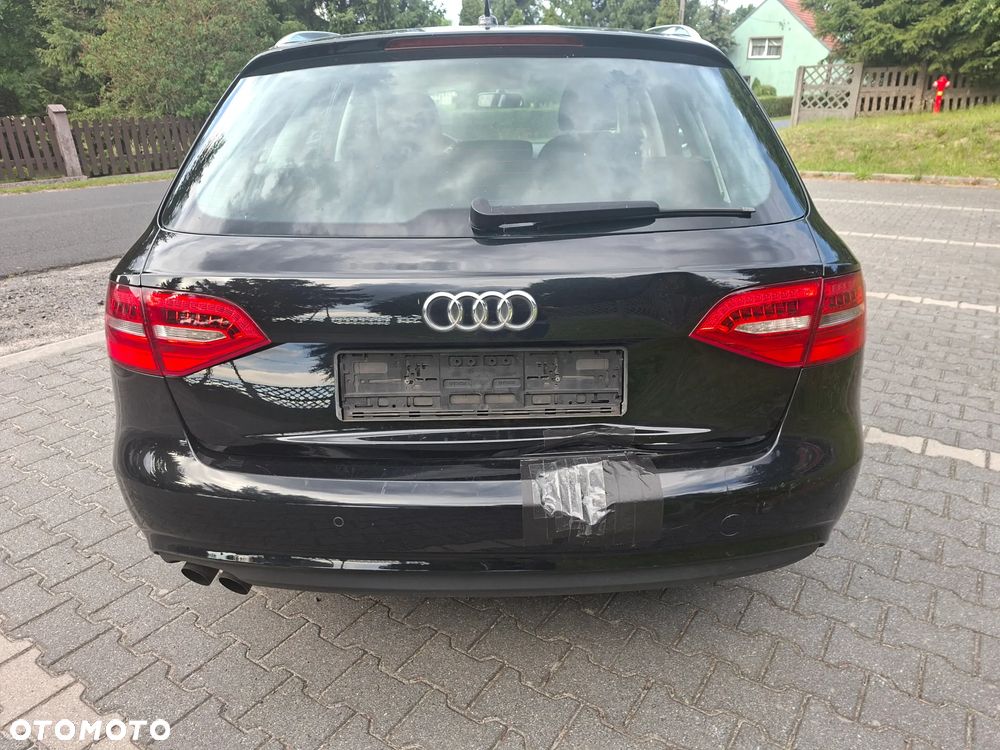 Audi A4 Avant - 9