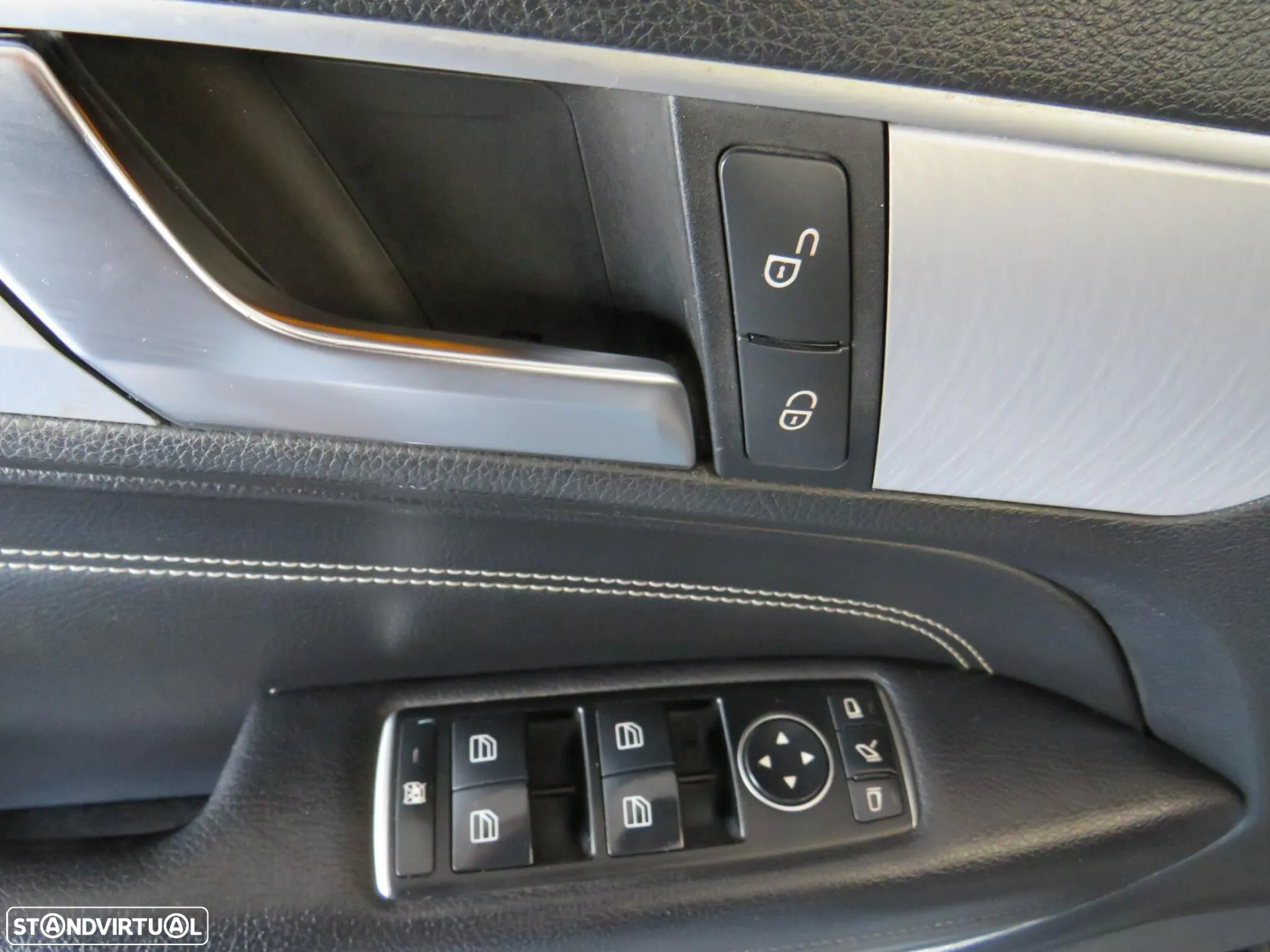 Mercedes-Benz E 220 CDi BlueEfficiency Auto - 18