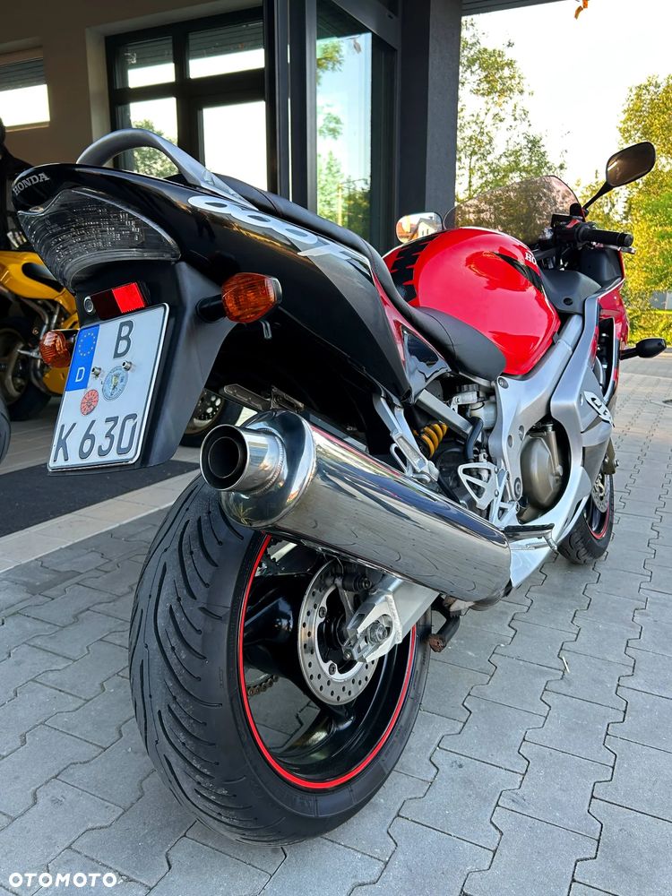 Honda CBR - 12