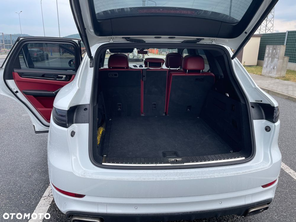 Porsche Cayenne Standard - 11