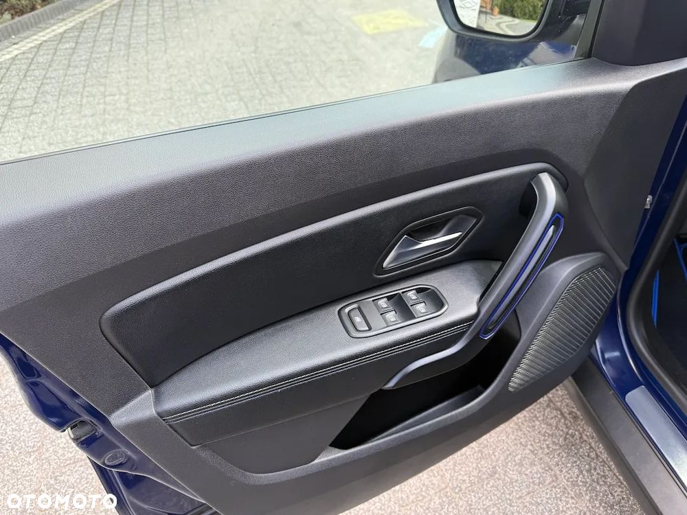 Dacia Duster 1.0 TCe SL Celebration - 12